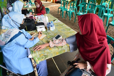 PARTISIPASI TIM MEDIS RS SYARIF HIDAYATULLAH DALAM KEGIATAN FESTIVAL KETAPANG KOMUNITAS One Day One Juz (ODOJ)