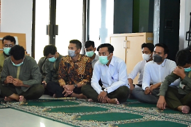 Pengajian Pegawai dengan Tema 